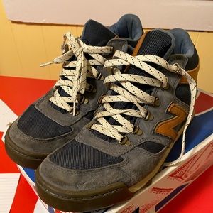 NB Hiking boots